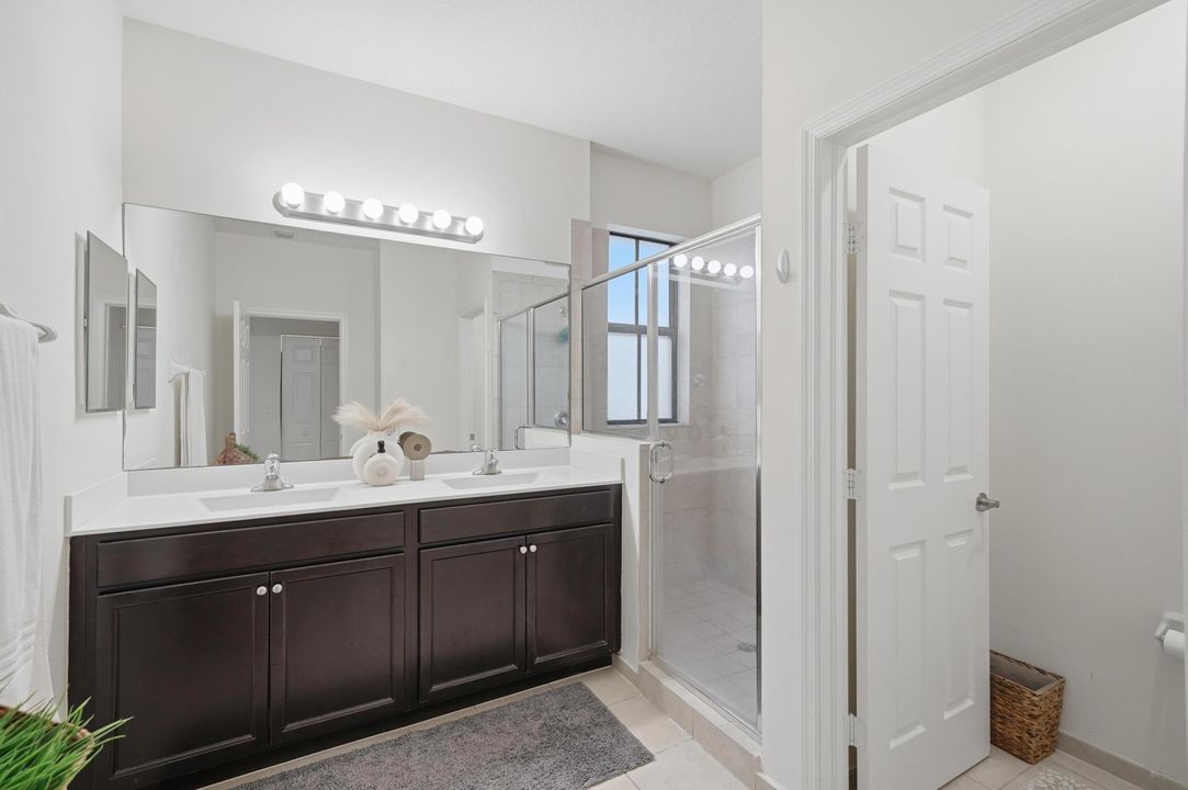 For Sale: $615,000 (4 beds, 3 baths, 1959 Square Feet)