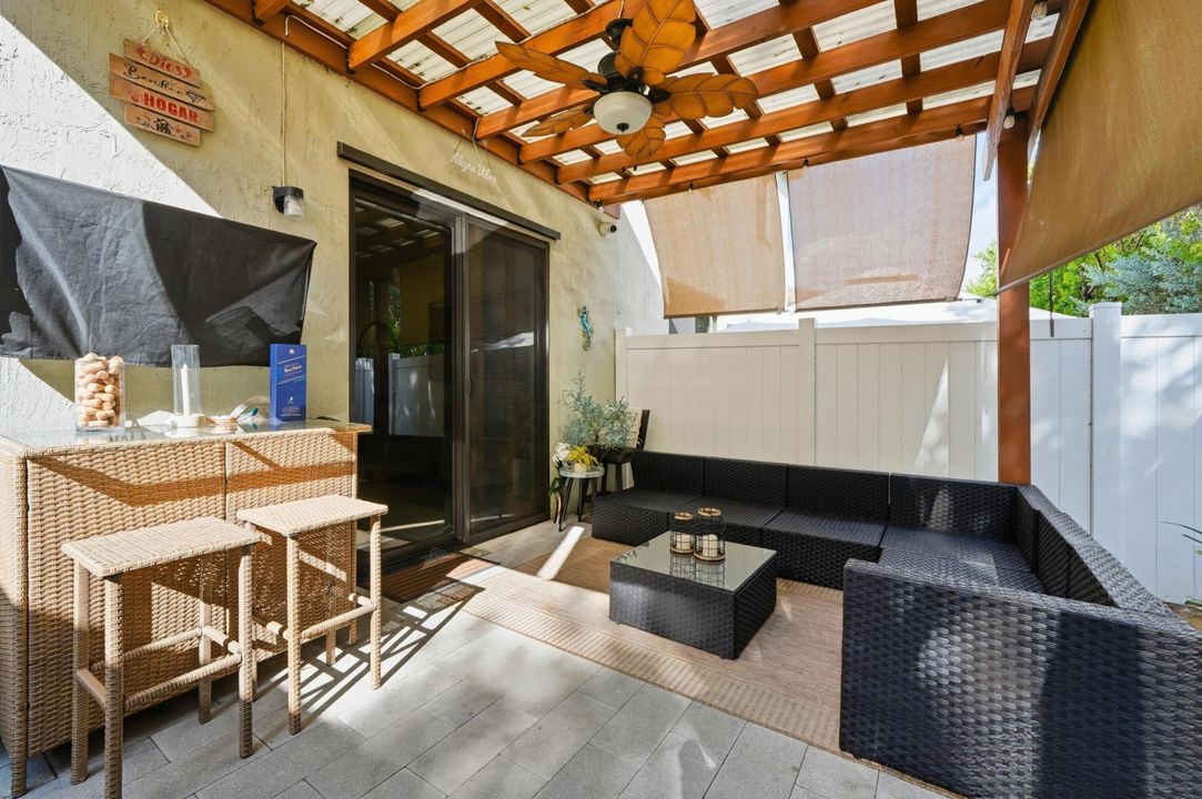 For Sale: $615,000 (4 beds, 3 baths, 1959 Square Feet)