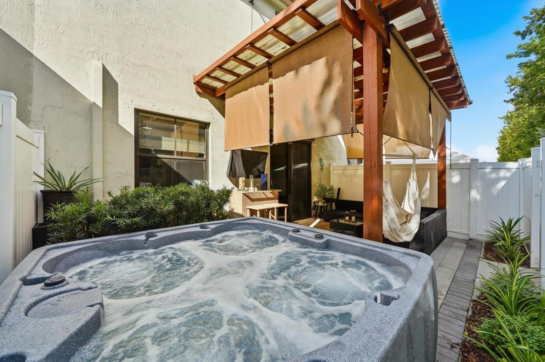 For Sale: $615,000 (4 beds, 3 baths, 1959 Square Feet)