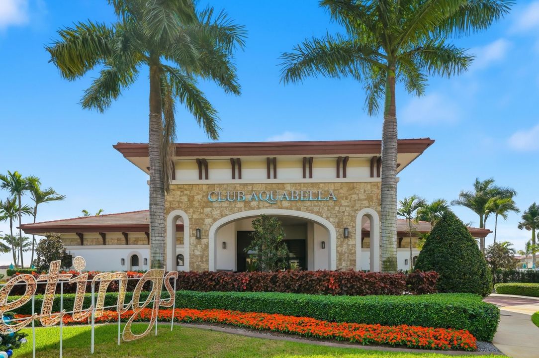 For Sale: $615,000 (4 beds, 3 baths, 1959 Square Feet)