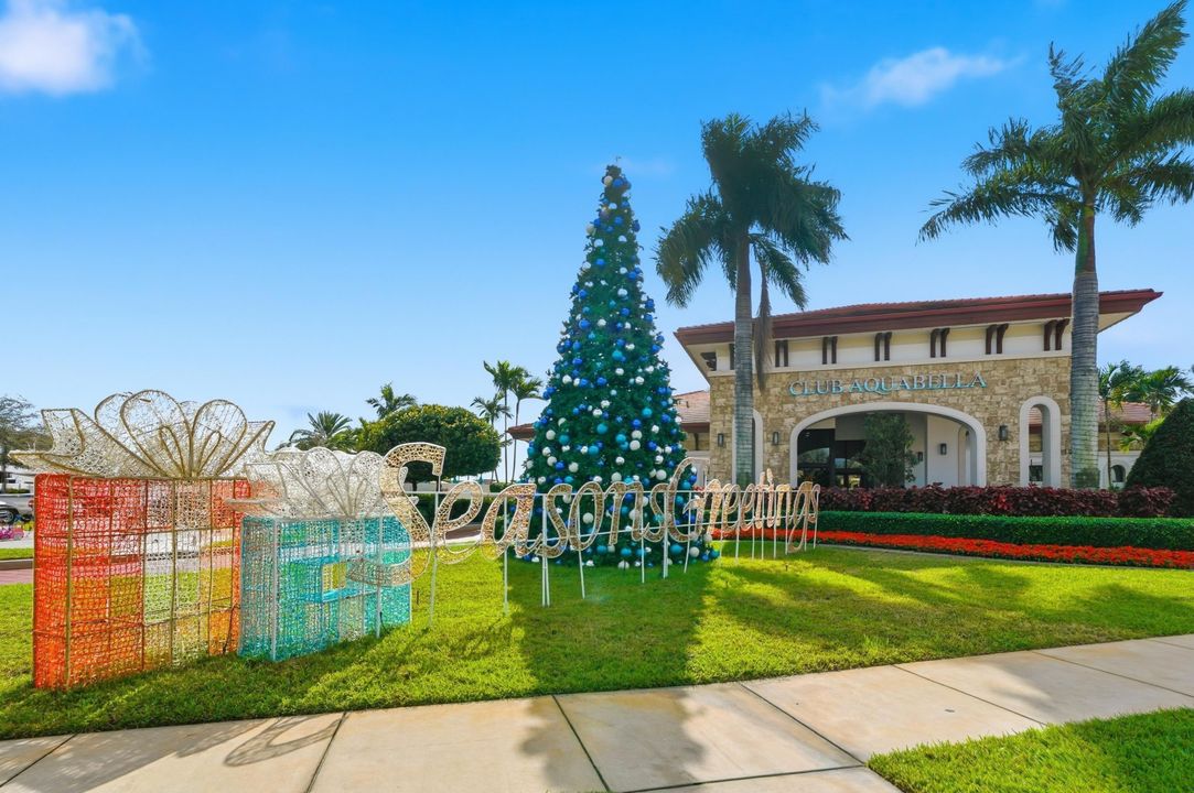 For Sale: $615,000 (4 beds, 3 baths, 1959 Square Feet)