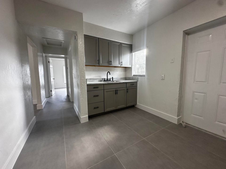 En Renta: $1,900 (2 camas, 1 baños, 1175 Pies cuadrados)