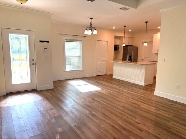 出租: $2,300 (3 贝兹, 2 浴室, 1271 平方英尺)