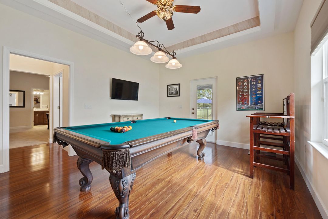 待售: $1,249,000 (4 贝兹, 3 浴室, 3058 平方英尺)