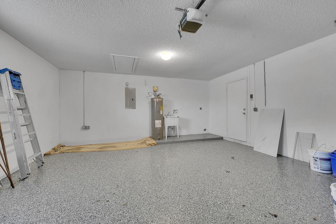 For Rent: $3,300 (3 beds, 2 baths, 1750 Square Feet)