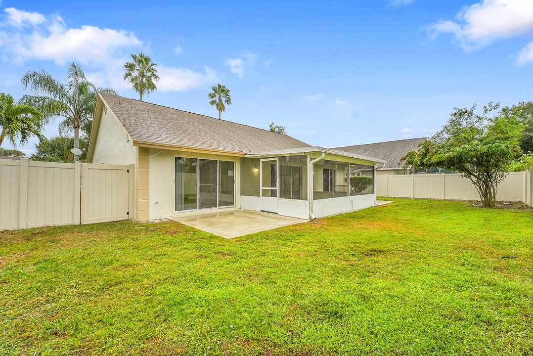 For Rent: $3,300 (3 beds, 2 baths, 1750 Square Feet)