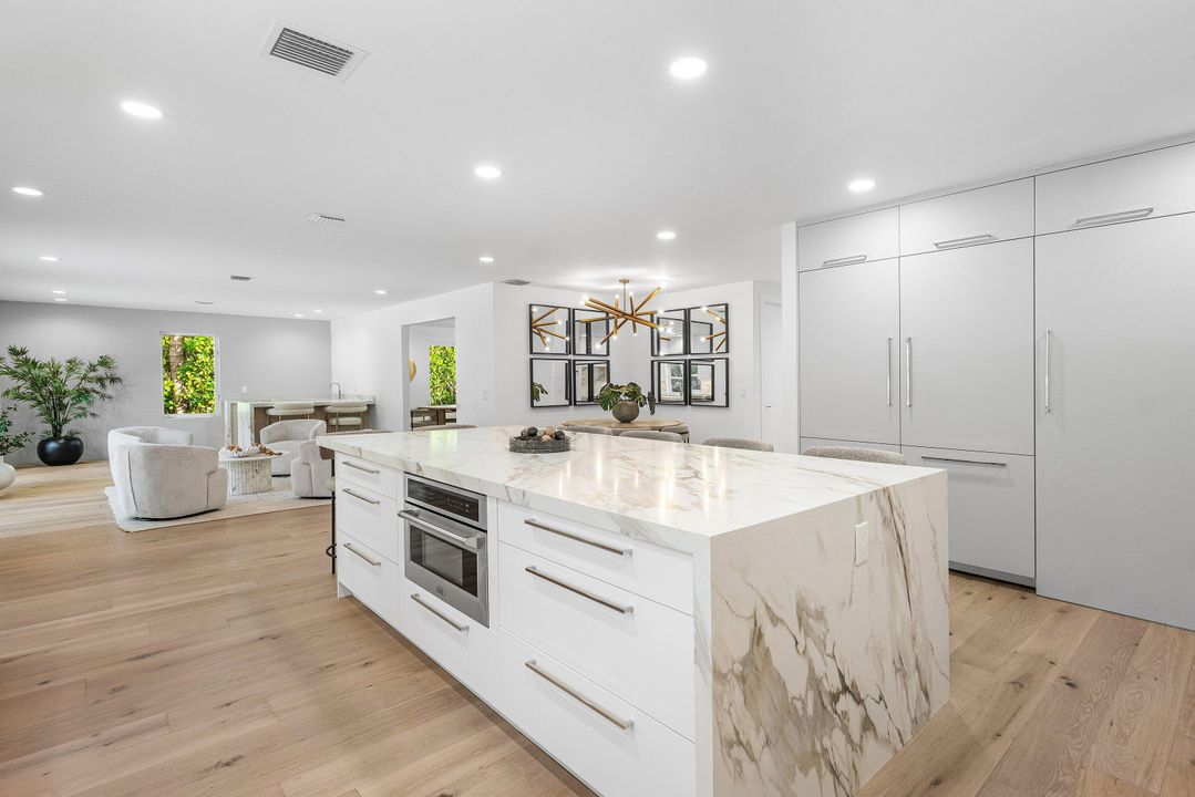 For Sale: $3,250,000 (4 beds, 4 baths, 4330 Square Feet)