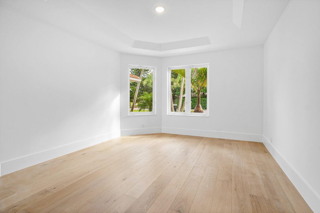 For Sale: $3,250,000 (4 beds, 4 baths, 4330 Square Feet)