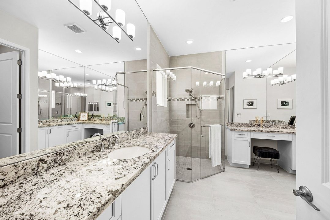 En Venta: $1,000,000 (3 camas, 2 baños, 1852 Pies cuadrados)