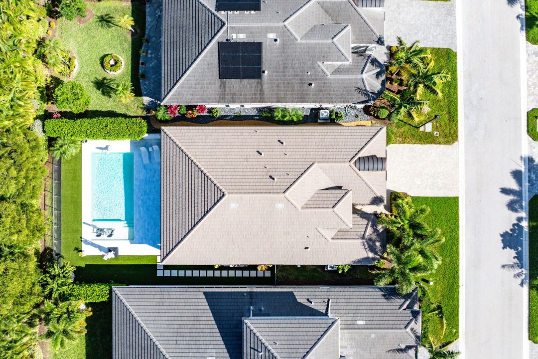 En Venta: $1,000,000 (3 camas, 2 baños, 1852 Pies cuadrados)