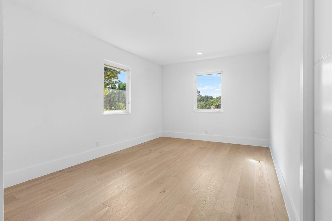 For Sale: $3,250,000 (4 beds, 4 baths, 4330 Square Feet)