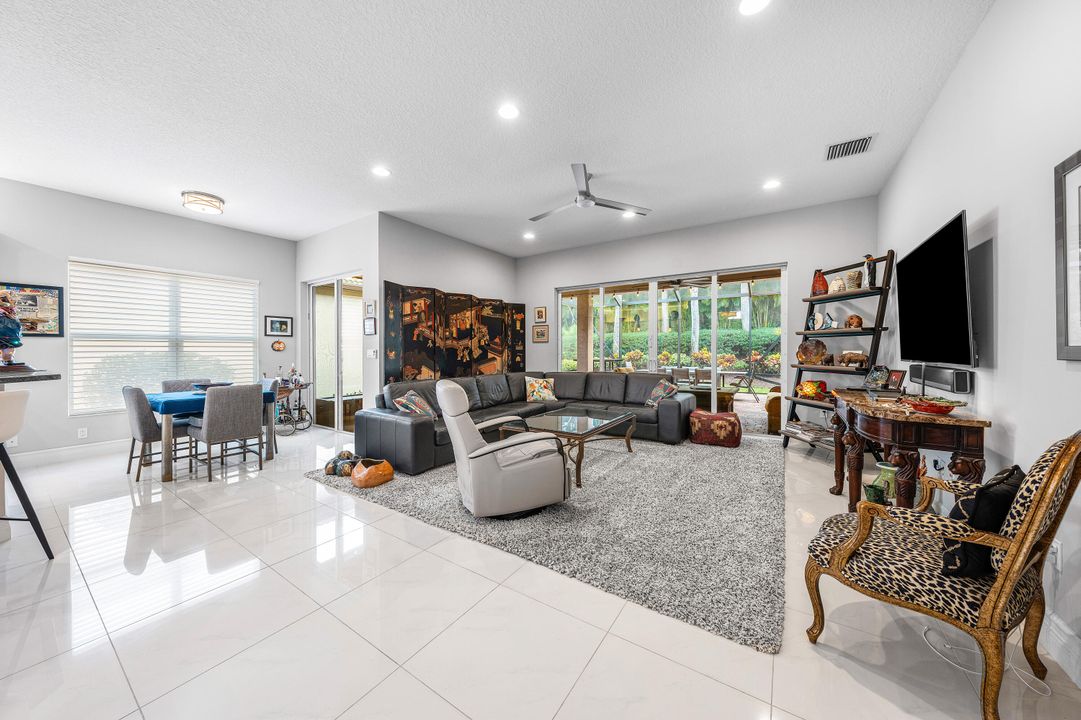 待售: $850,000 (4 贝兹, 3 浴室, 2309 平方英尺)