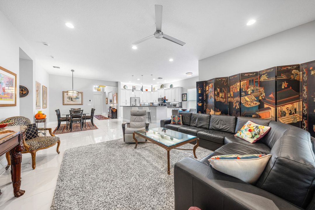 待售: $850,000 (4 贝兹, 3 浴室, 2309 平方英尺)