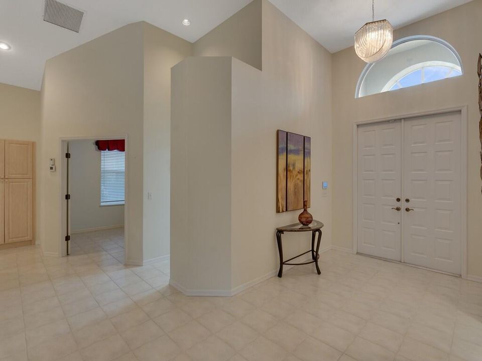 For Sale: $449,000 (3 beds, 2 baths, 2546 Square Feet)