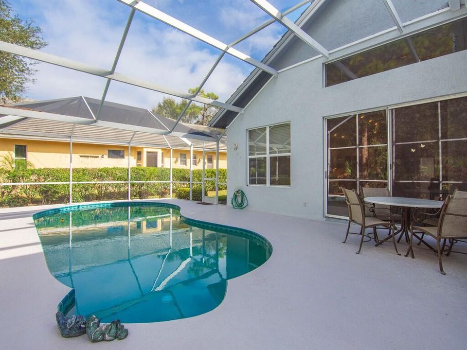 For Sale: $449,000 (3 beds, 2 baths, 2546 Square Feet)