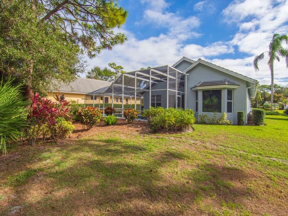 For Sale: $449,000 (3 beds, 2 baths, 2546 Square Feet)