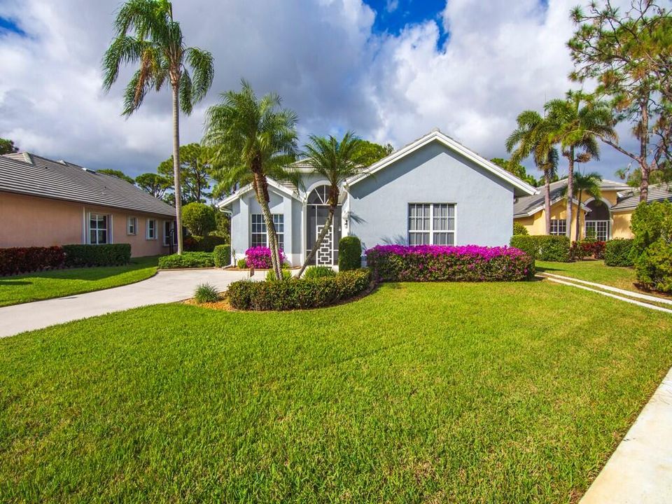 For Sale: $449,000 (3 beds, 2 baths, 2546 Square Feet)