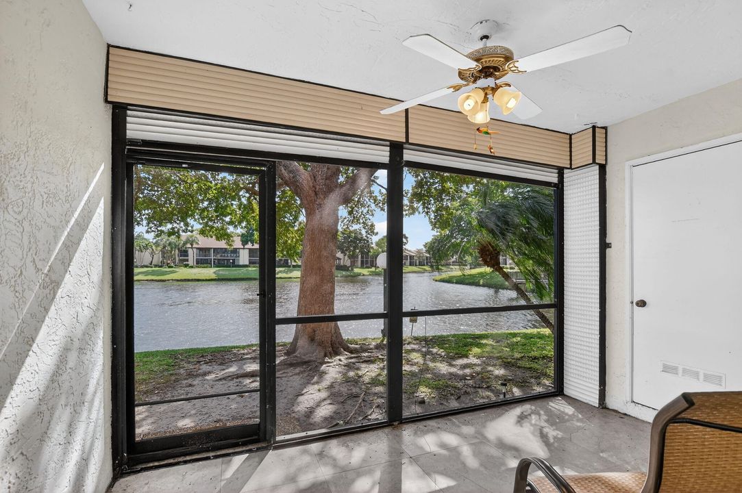 En Venta: $249,000 (2 camas, 2 baños, 1200 Pies cuadrados)