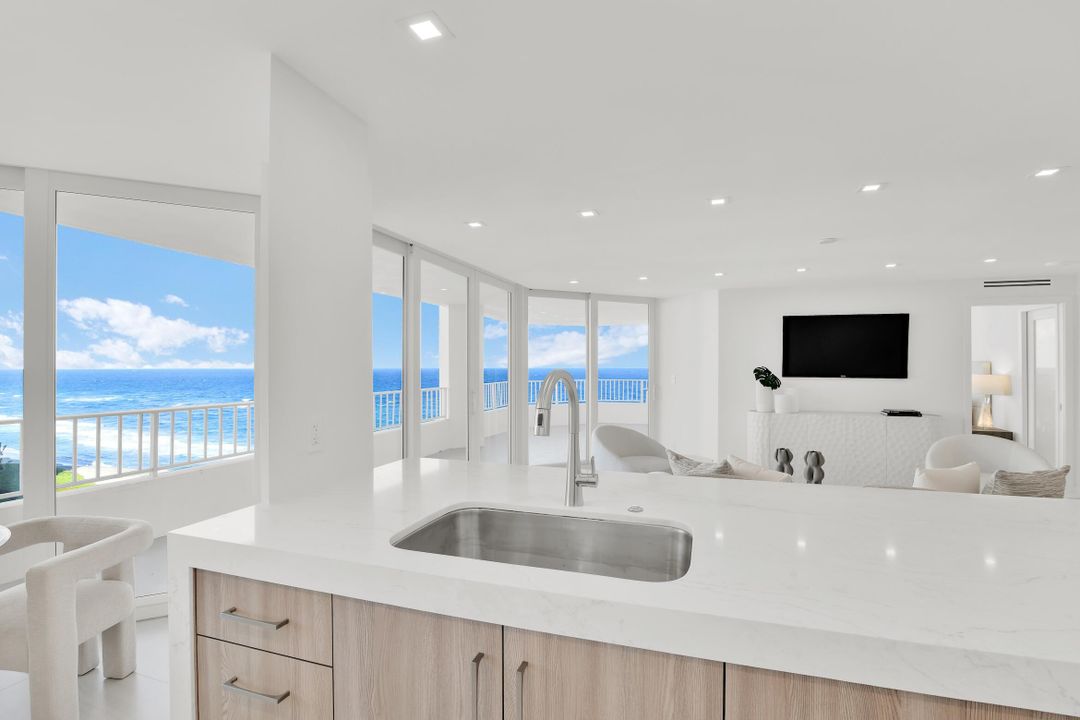 For Sale: $4,400,000 (4 beds, 4 baths, 2925 Square Feet)