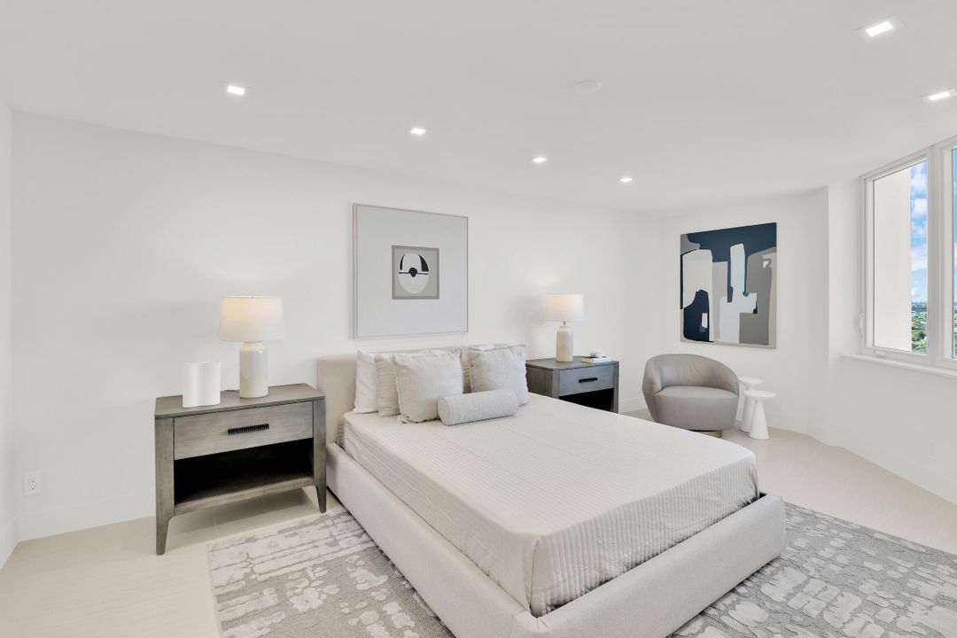 For Sale: $4,400,000 (4 beds, 4 baths, 2925 Square Feet)