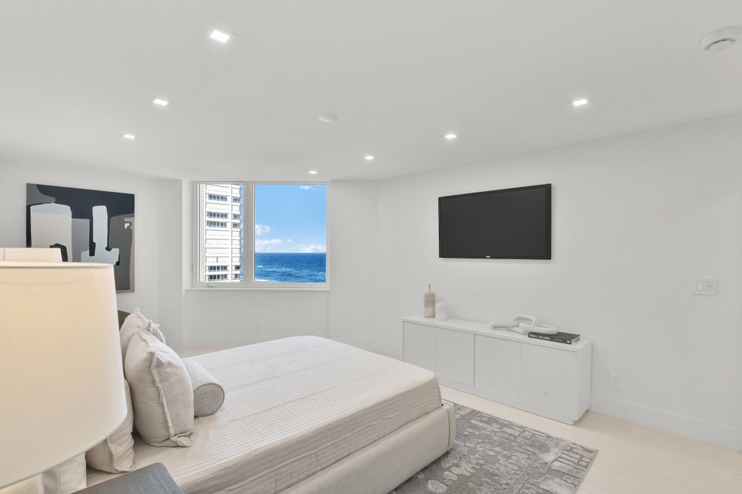 For Sale: $4,400,000 (4 beds, 4 baths, 2925 Square Feet)