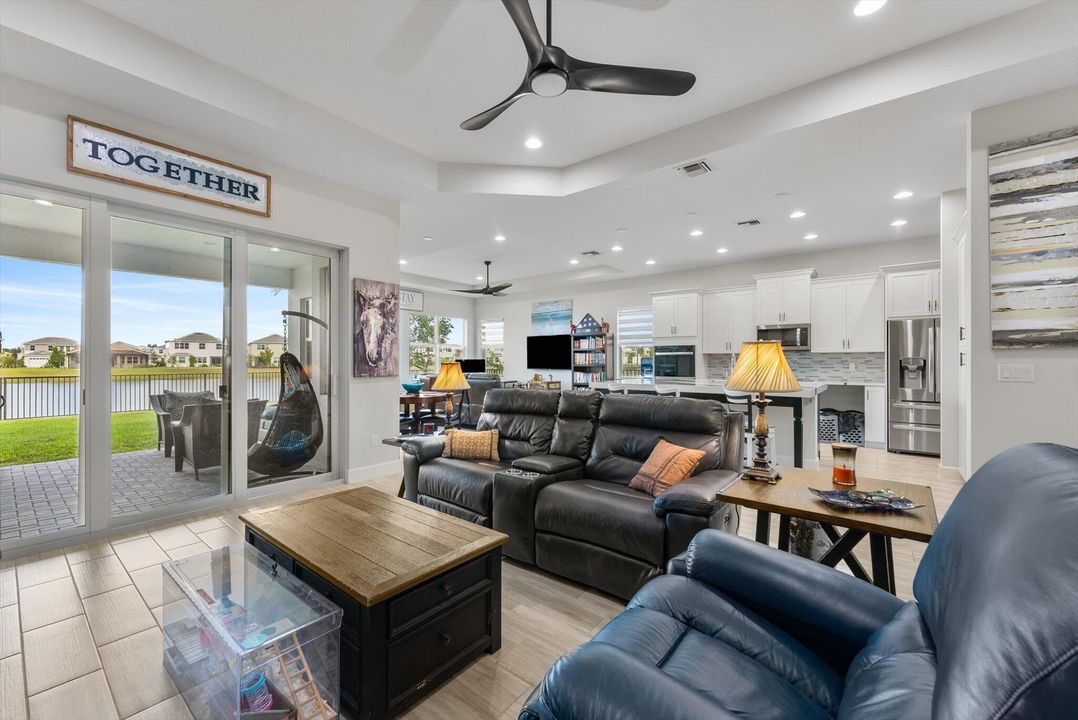 En Venta: $882,850 (5 camas, 4 baños, 3151 Pies cuadrados)