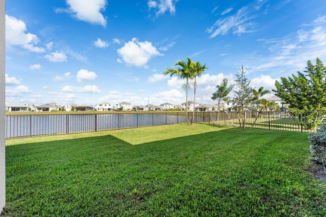 En Venta: $882,850 (5 camas, 4 baños, 3151 Pies cuadrados)