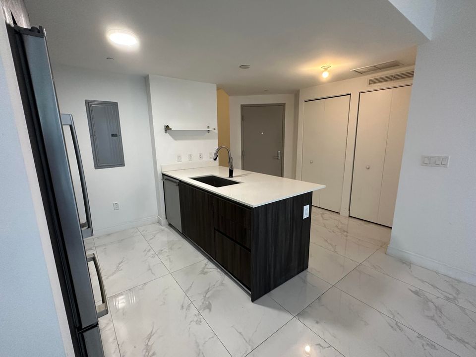 En Renta: $5,250 (2 camas, 3 baños, 1205 Pies cuadrados)