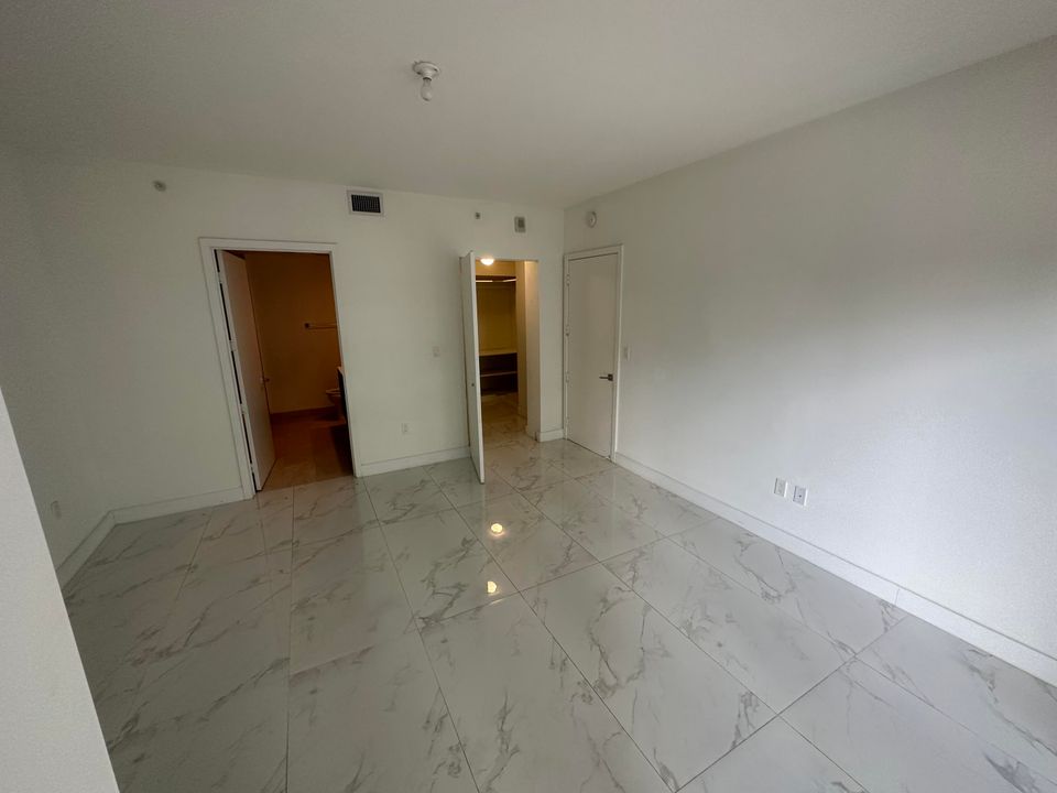 En Renta: $5,250 (2 camas, 3 baños, 1205 Pies cuadrados)