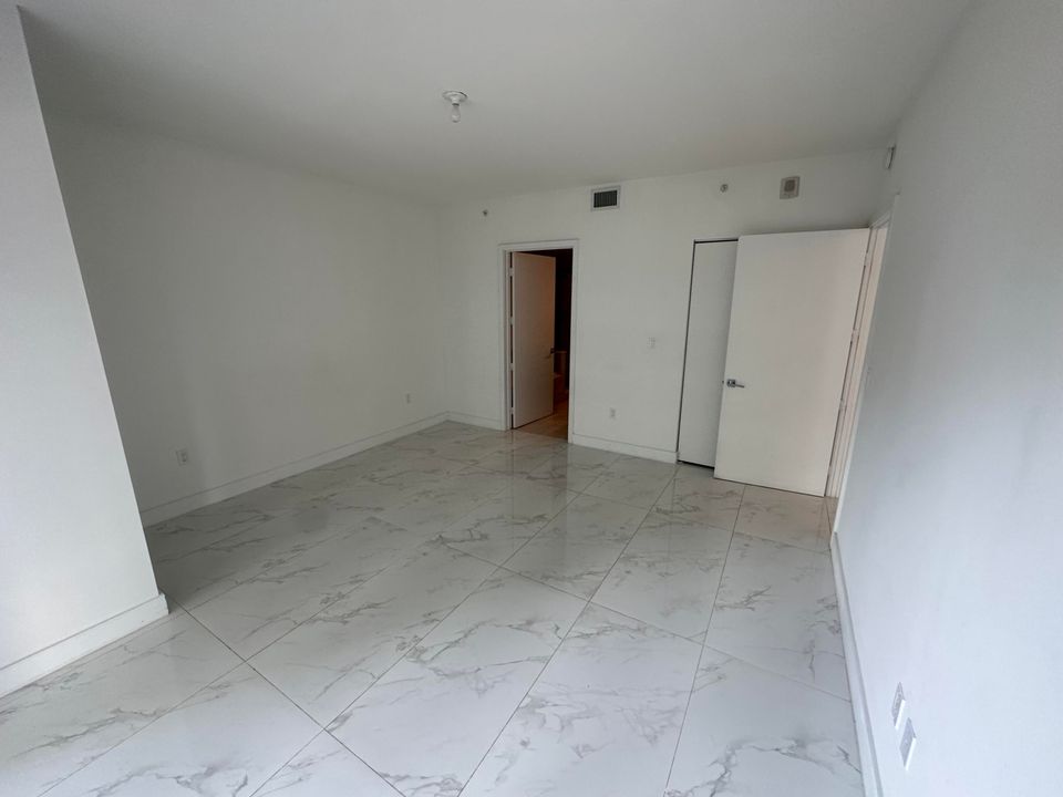 En Renta: $5,250 (2 camas, 3 baños, 1205 Pies cuadrados)