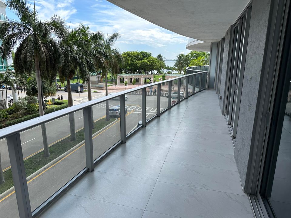 En Renta: $5,250 (2 camas, 3 baños, 1205 Pies cuadrados)