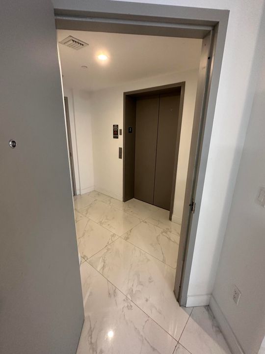 En Renta: $5,250 (2 camas, 3 baños, 1205 Pies cuadrados)