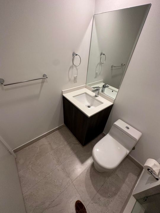 En Renta: $5,250 (2 camas, 3 baños, 1205 Pies cuadrados)