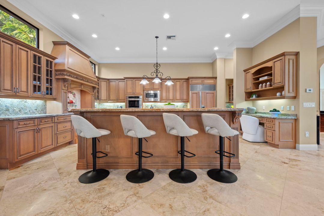 待售: $4,400,000 (4 贝兹, 5 浴室, 5774 平方英尺)