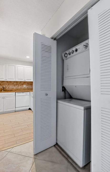 For Rent: $3,400 (3 beds, 2 baths, 1320 Square Feet)