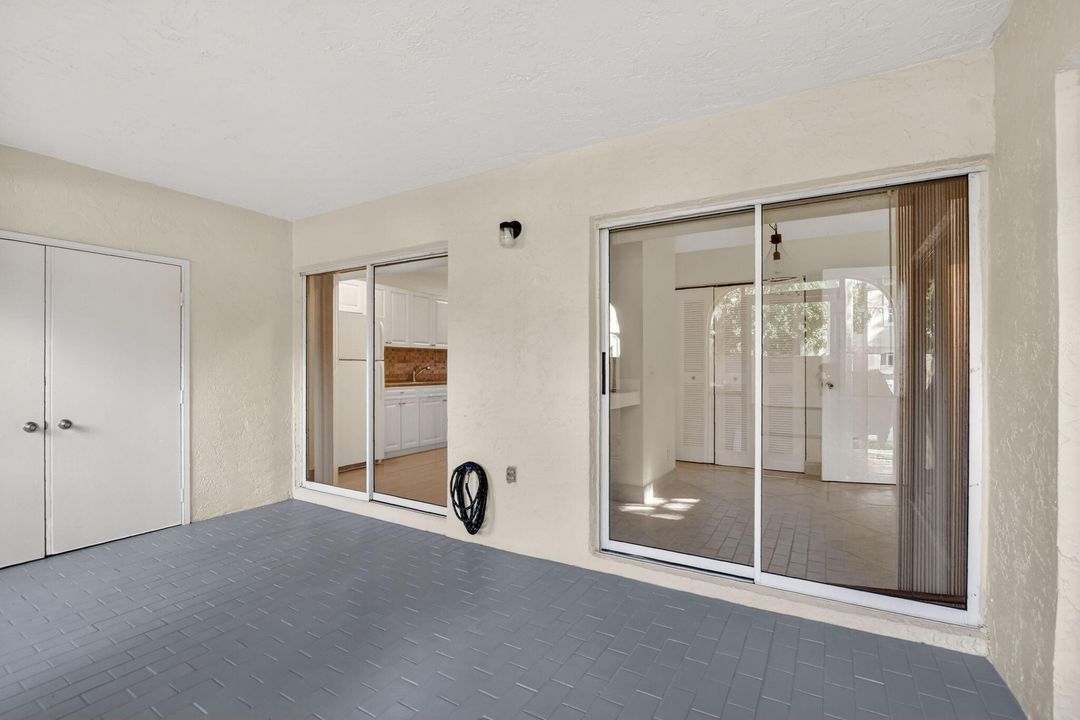 For Rent: $3,400 (3 beds, 2 baths, 1320 Square Feet)