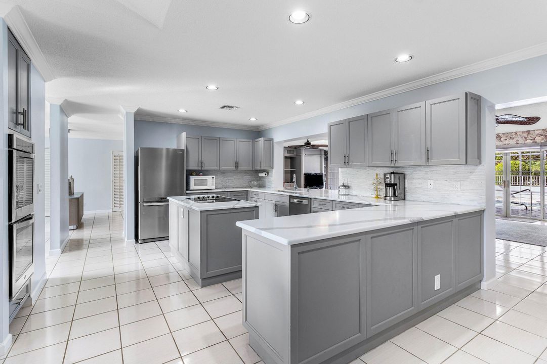 В аренду: $16,000 (3 спален, 3 ванн, 3318 Квадратных фут)