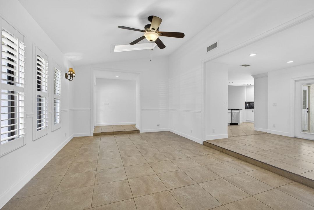 For Rent: $6,500 (3 beds, 2 baths, 1988 Square Feet)