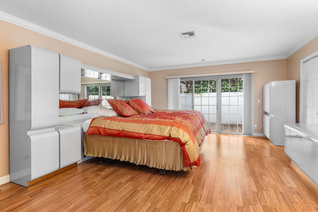 В аренду: $16,000 (3 спален, 3 ванн, 3318 Квадратных фут)