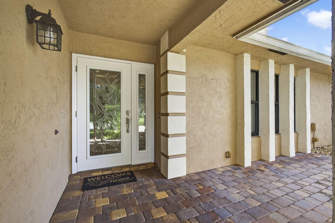 For Rent: $6,500 (3 beds, 2 baths, 1988 Square Feet)