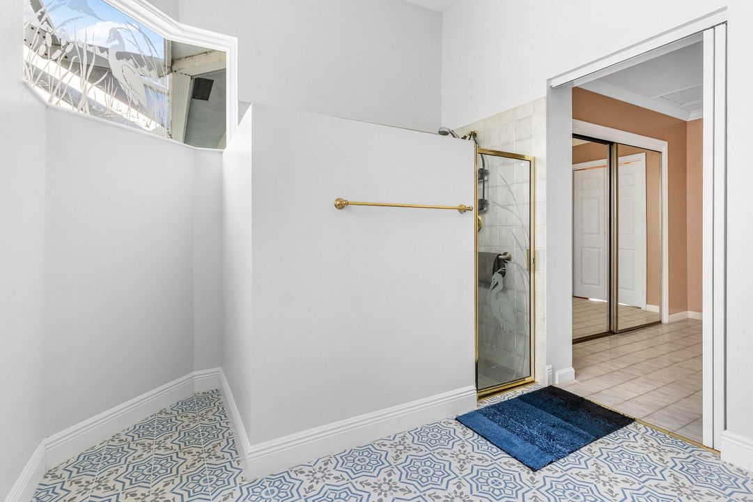 В аренду: $16,000 (3 спален, 3 ванн, 3318 Квадратных фут)