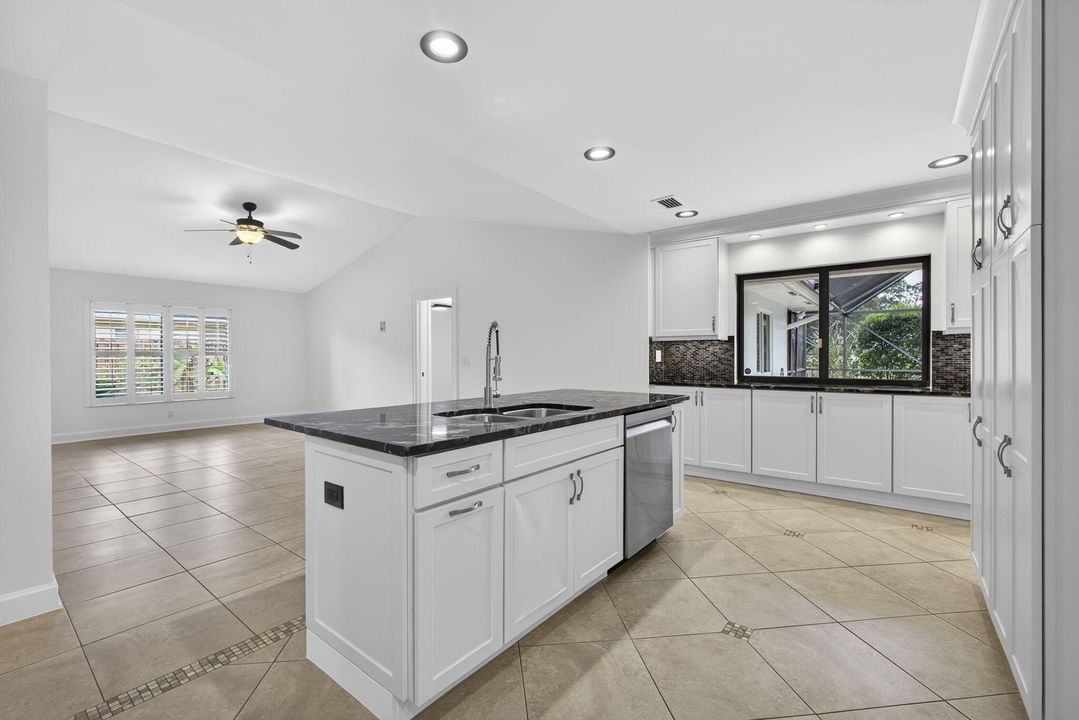 For Rent: $6,500 (3 beds, 2 baths, 1988 Square Feet)