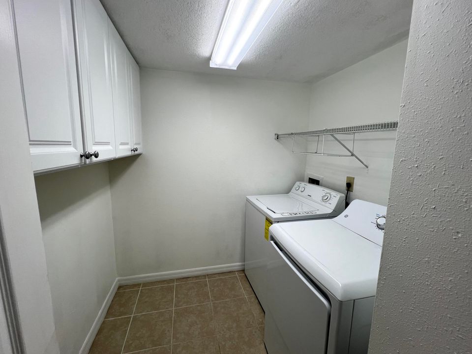 В аренду: $2,000 (2 спален, 2 ванн, 1106 Квадратных фут)