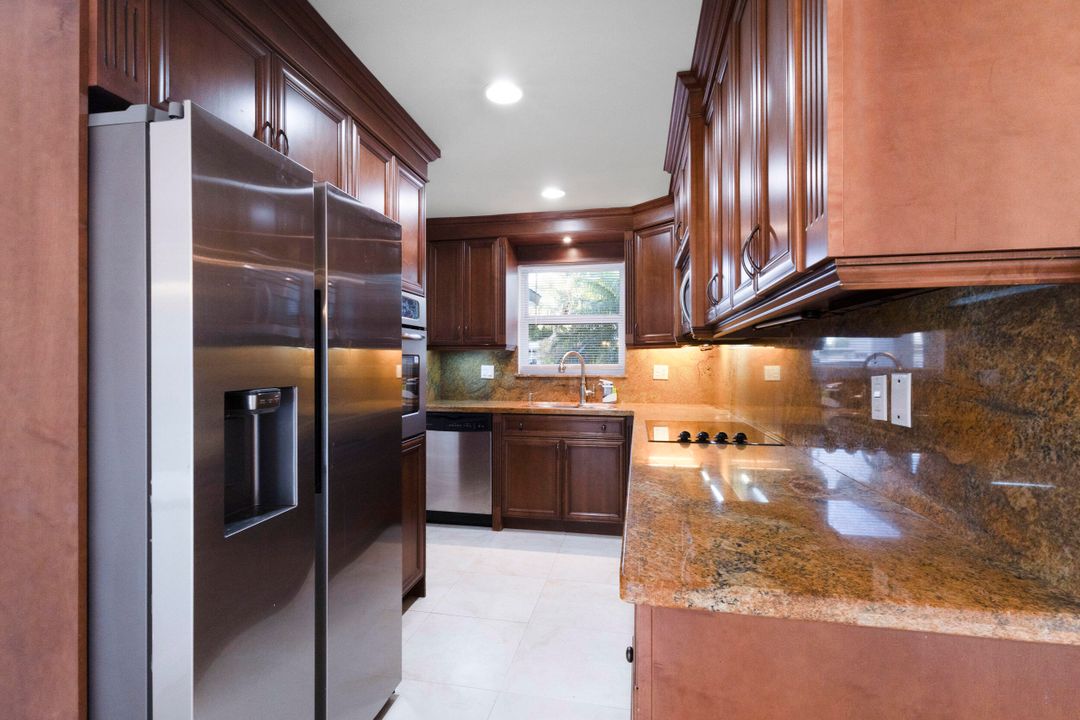 For Sale: $785,000 (3 beds, 2 baths, 1247 Square Feet)