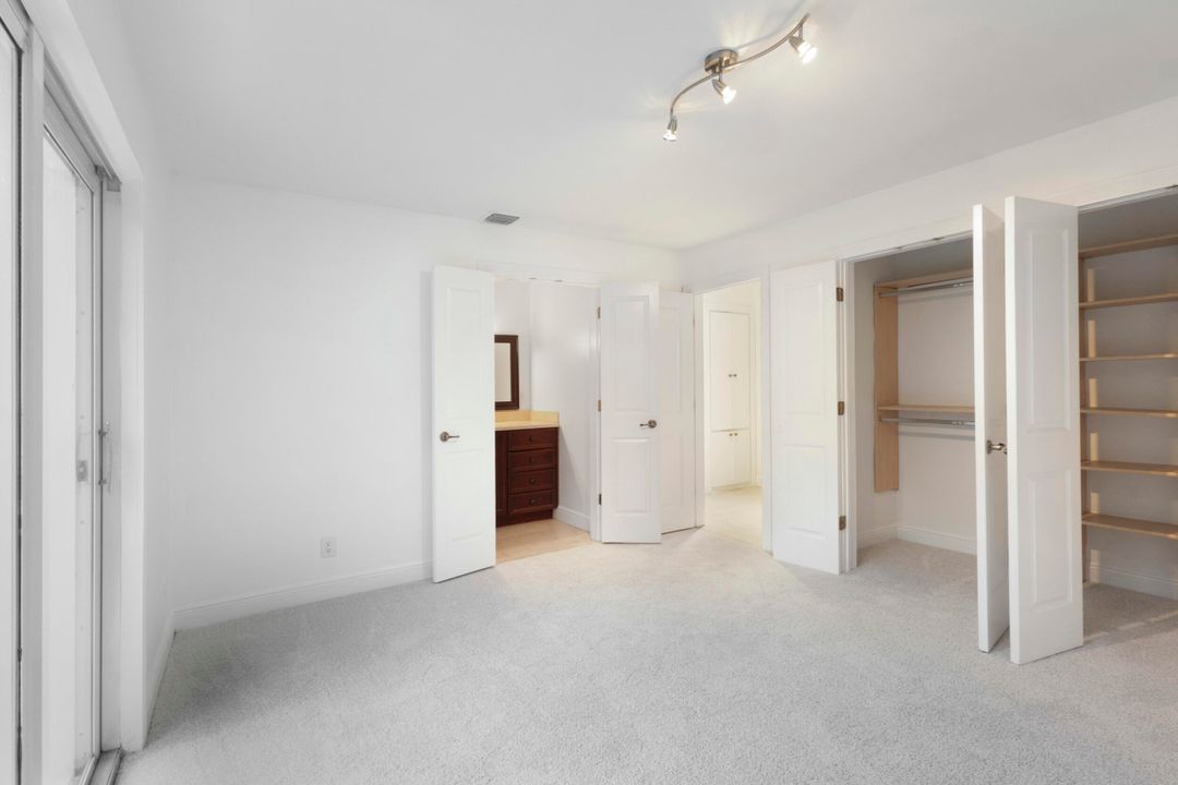 For Sale: $785,000 (3 beds, 2 baths, 1247 Square Feet)