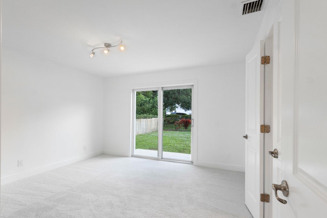 For Sale: $785,000 (3 beds, 2 baths, 1247 Square Feet)