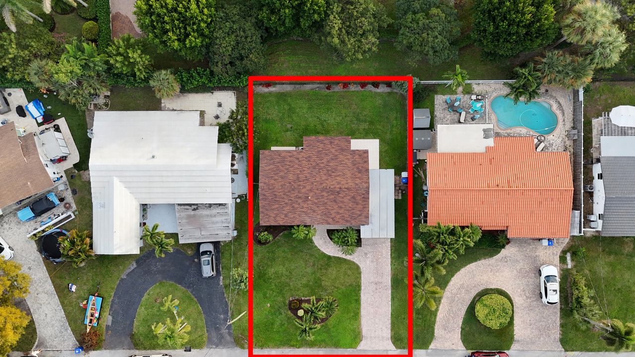 For Sale: $785,000 (3 beds, 2 baths, 1247 Square Feet)