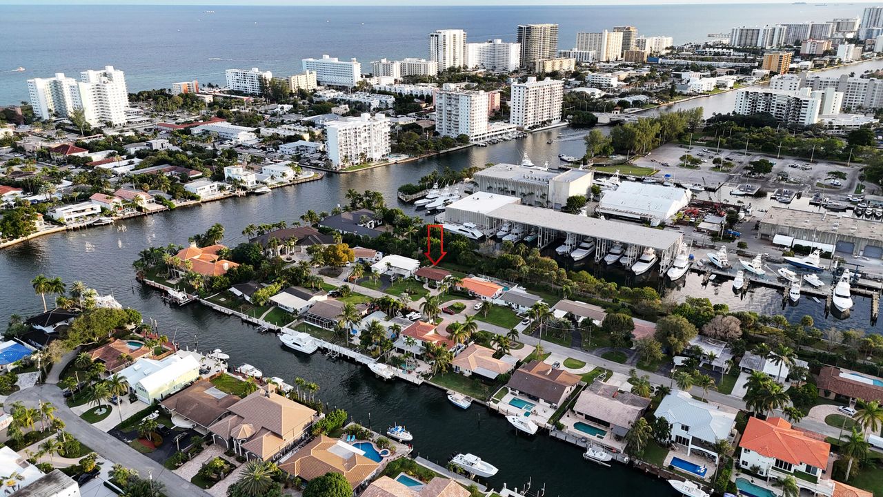 For Sale: $785,000 (3 beds, 2 baths, 1247 Square Feet)