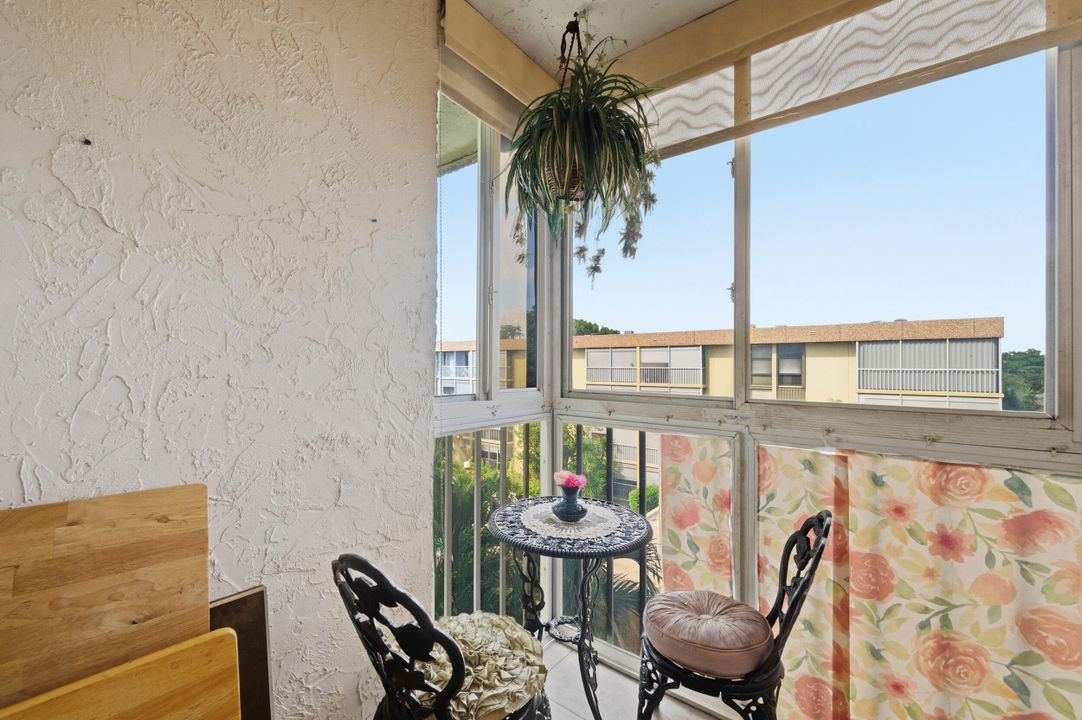 En Venta: $245,000 (2 camas, 2 baños, 984 Pies cuadrados)