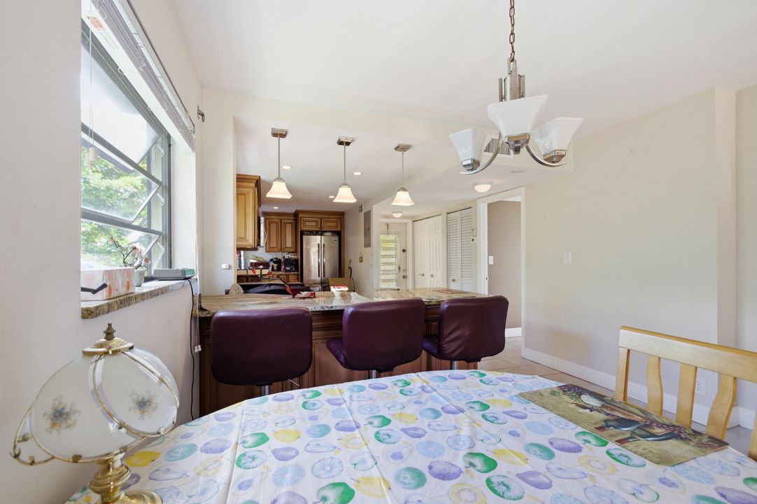 En Venta: $245,000 (2 camas, 2 baños, 984 Pies cuadrados)